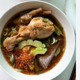 เหลาไก่ตุ๋น