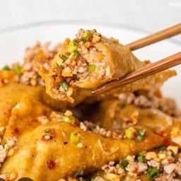 เกี๊ยวเรือแซ่บแห้ง