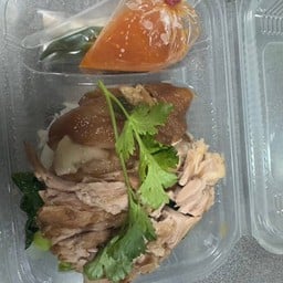 ข้าวขาหมู ครัว PT