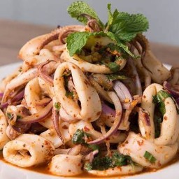 ลาบปลาหมึก Laarb Squid