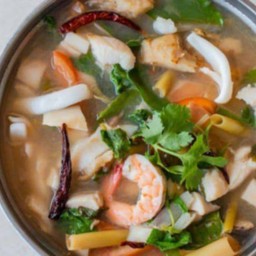 ต้มยำทะเลน้ำใส