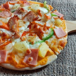 พิซซ่าฮาวายเอี้ยน M+โค้กออริจินัล