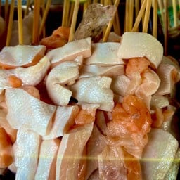ร้านหมึกย่างนายP (หน้า ร.ร) หน้า ร.ร.เทศบาล 2
