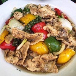 หมูผัดพริกไทยดำ (กับข้าว)