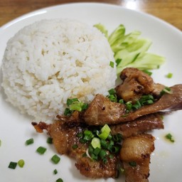 ข้าวหมูทอด