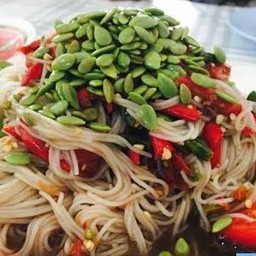 ตำขนมจีน