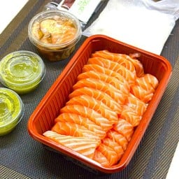(salmon only 1)แซลมอนซาซิมิ 500กรัม (ชั่งติดหนังก่อนเเล่) แถม!!บราวดอง