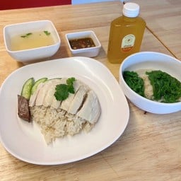 [เซตสุดฮิต] ข้าวมันไก่ตอน + น้ำเก๊กฮวย + ลอดช่องวัดเจษฯ