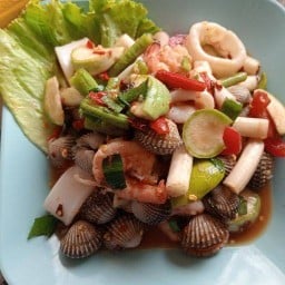 ครัวสามสหาย