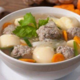 ต้มจืดผักกาดขาวเต้าหู้หมูสับ