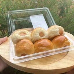 ปังไส้กรอกไก่ ถุง 6 ชิ้น