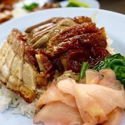 ข้าวหน้าเป็ด+หมูกรอบ