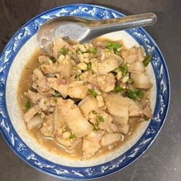 สามชั้นผัดกะปิ