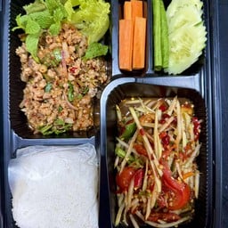 ส้มตำเซ็ท ปูปลาร้า+ลาบหมู+ข้าวเหนียว
