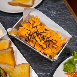 เฟรนฟรายราดชีส