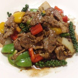 เนื้อผัดพริกไทยดำ