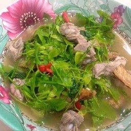 แกงผักหวานกระดูกหมู