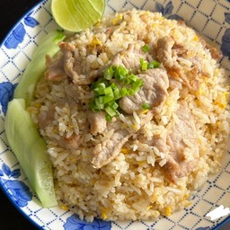 ข้าวผัดหมู