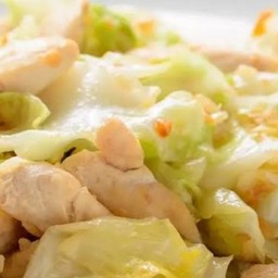 กะหล่ำปลีผัดไก่ราดข้าว$