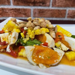 ตำข้าวโพดไข่เค็ม