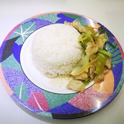 ข้าวผัดพริกสดหมู, ไก่