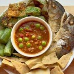 ชุดน้ำพริกกะปิปลาทูหนึ่งตัว