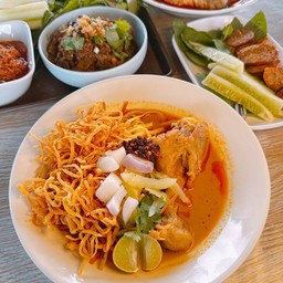 ข้าวซอยไก่