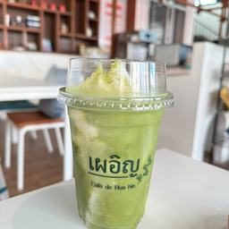 มัทฉะมะพร้าวปั่น