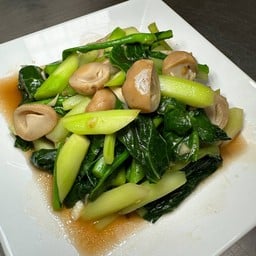 ผัดคะน้าน้ำมันหอย