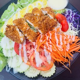 สลัดผักไก่กรอบ