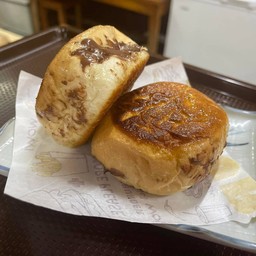 ขนมปังไส้ปลิ้นนูเทลล่า