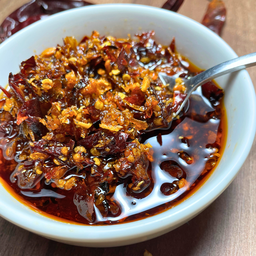 น้ำมันพริกสูตรโฮมเมด