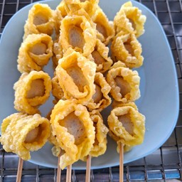 เกี๊ยวลูกชิ้นปลา