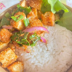 ข้าวยำไก่แซ่บๆ