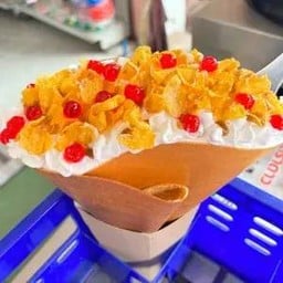 วิปครีม คอนเฟลก เยลลี่แดง