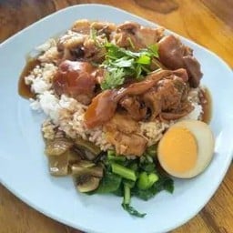 เด่นข้าวมันไก่