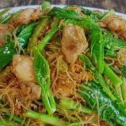 เส้นหมี่ผัดซีอิ้ว