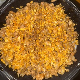 ข้าวผัดกระเทียม (เลือกเนื้อสัตว์)