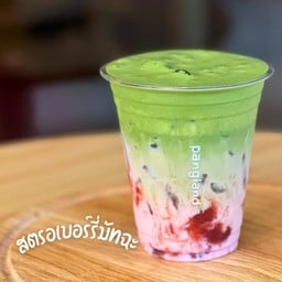 สตรอเบอร์รี่มัทฉะโอ๊ตมิลค์