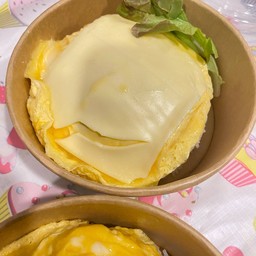 ข้าวไข่ข้น + ชีสเยิ้ม