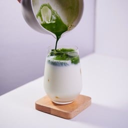 Matcha Latte (ชาเขียวลาเต้ เย็น)