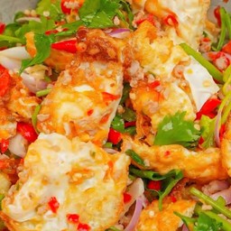 ยำไข่ดาว