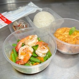 ข้าว+กุ้งผัดพริกเหลือง+ไข่ฟูปู
