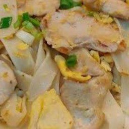 ก๋วยเตี๋ยวคั่วไก่$