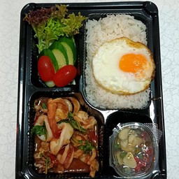 ข้าวกะเพราทะเล