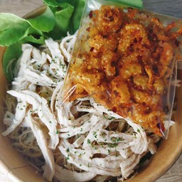 หมี่ไก่ฉีกสันทราย