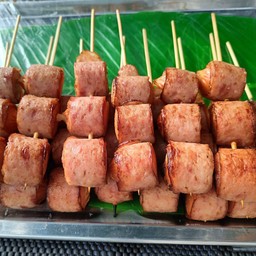 เบค่อนย่างเนย