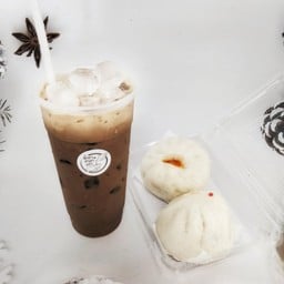 ชุดซาลาเปาไส้หมู+เครื่องดื่มรสนม