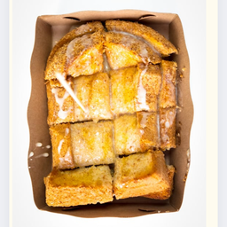 ขนมปังเนยนม ราดนมข้นฉ่ำๆ