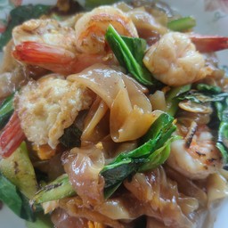 ผัดซีอิ้วกุ้ง